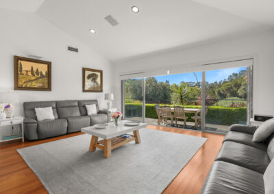 Formal lounge and dining room